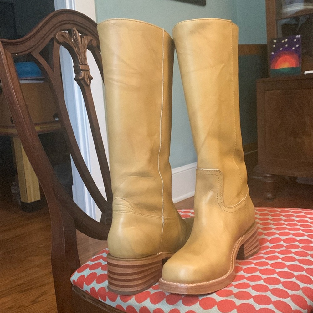 Frye Campus 14L tall boot, banana. Worn once.